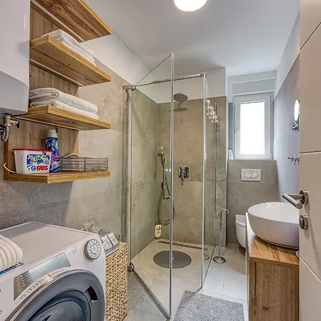 Apartment K & M *